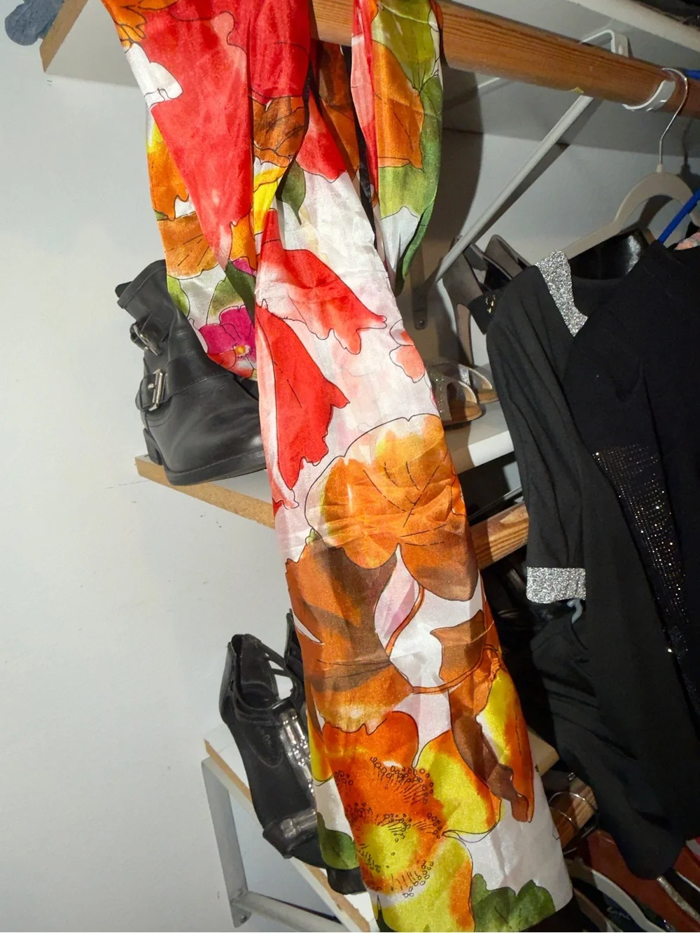 Vince Camuto silky floral